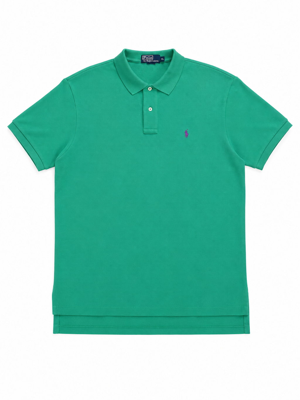 Polo Ralph Lauren Vert de seconde main plié en parfaite condition Grade A pour revendeurs.