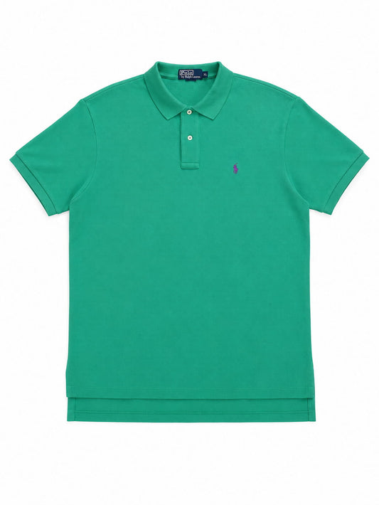Polo Ralph Lauren Vert de seconde main plié en parfaite condition Grade A pour revendeurs.